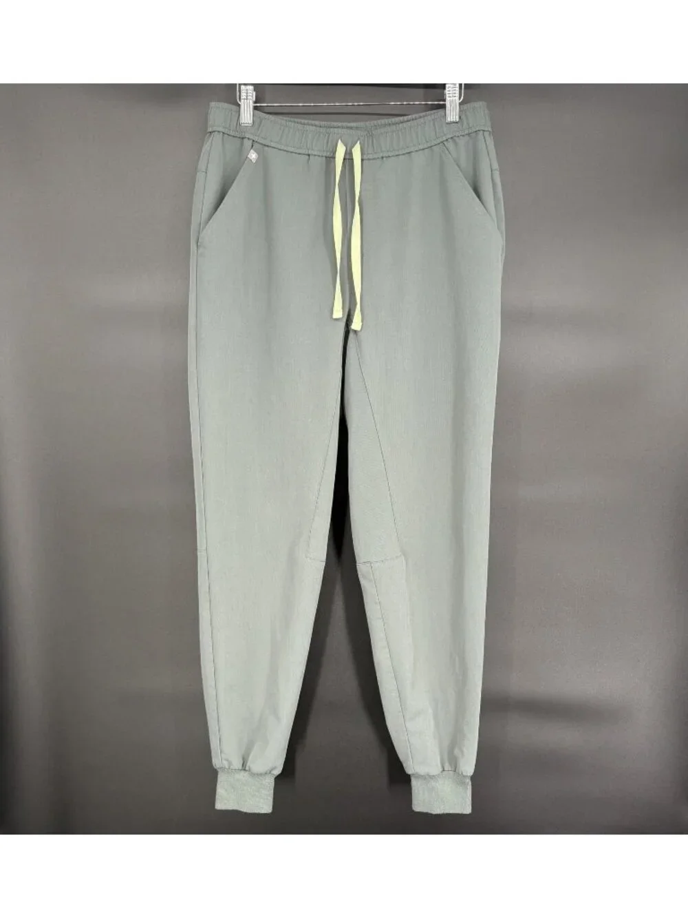 Figs Men's Tansen Jogger Scrub Pants M Green Healthcare Nurse Uniform Medical